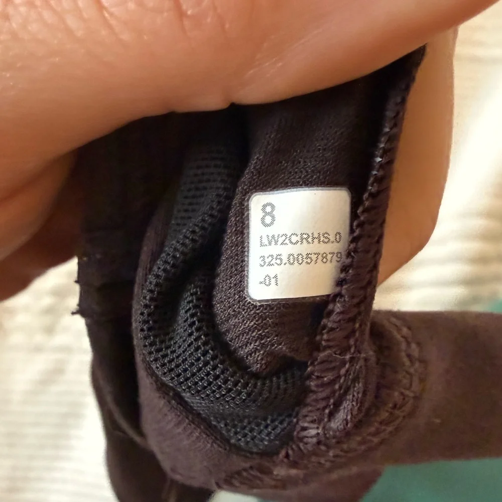 Lululemon Athletica Flow Y bra - Picture 7 of 10
